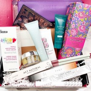 15-Piece Luxury Makeup Bundle